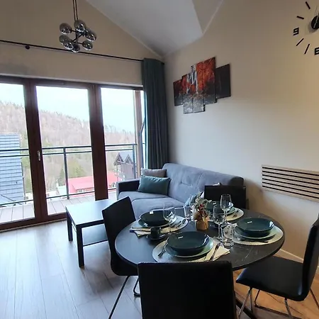 Karpatia Krystallos Z Balkonem I Widokiem Na Góry Apartamento