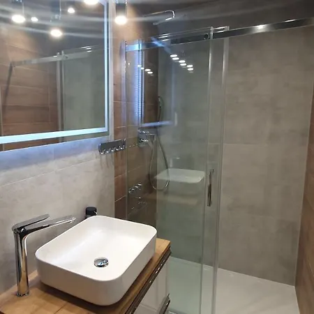 Karpatia Krystallos Z Balkonem I Widokiem Na Góry Apartamento *