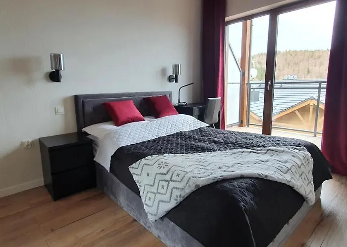 Karpatia Krystallos Z Balkonem I Widokiem Na Gory *