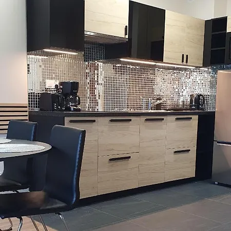 Karpatia Krystallos Z Balkonem I Widokiem Na Góry Apartamento *