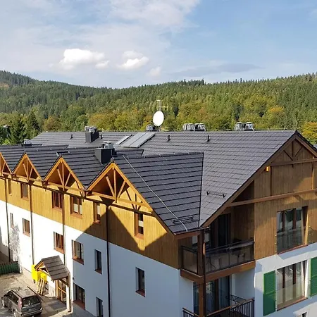 Karpatia Krystallos Z Balkonem I Widokiem Na Gory